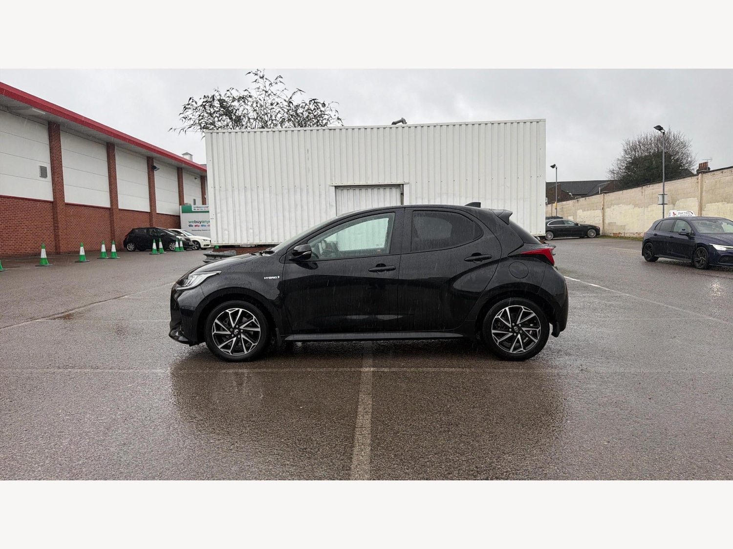 Used Toyota Yaris 2021 for sale - 77238350: Photo 19