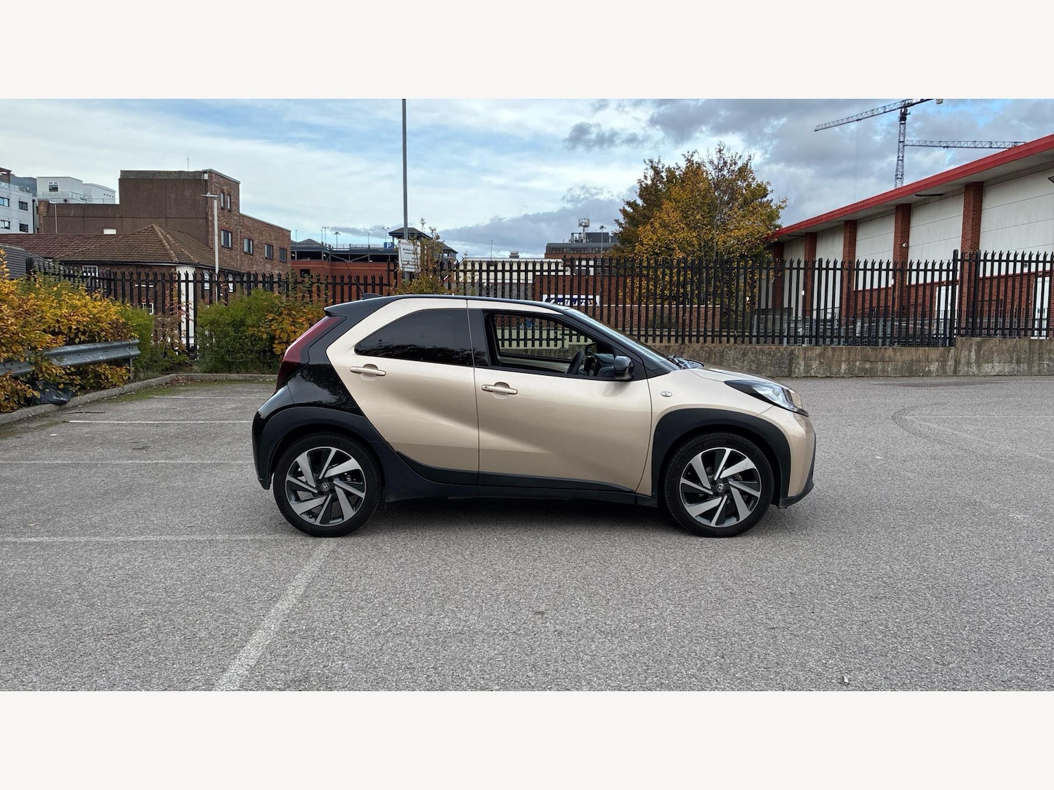 Used Toyota Aygo X 2022 for sale - 76380820: Photo 18