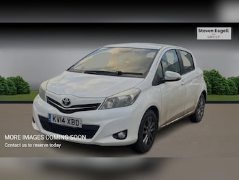 Used Toyota Yaris 2014 for sale - 77163580: Photo