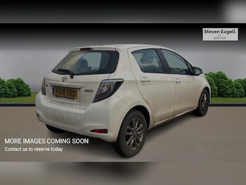 Used Toyota Yaris 2014 for sale - 77163580: Photo