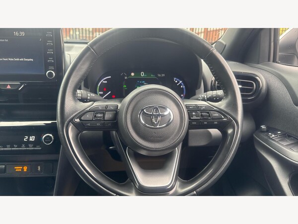 Used Toyota Yaris Cross 2023 for sale - 75624123: Photo 10