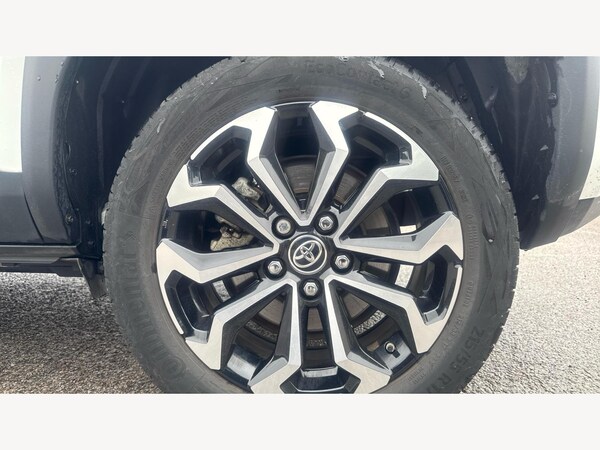 Used Toyota Yaris Cross 2023 for sale - 75624123: Photo 20