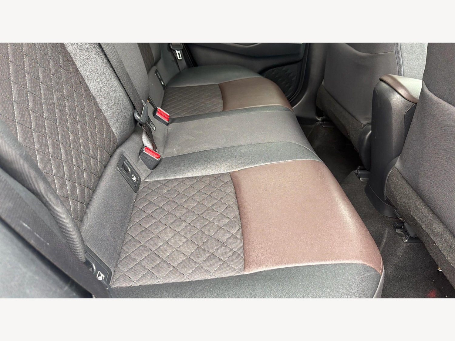 Used Toyota C-HR 2017 for sale - 78072002: Photo 15