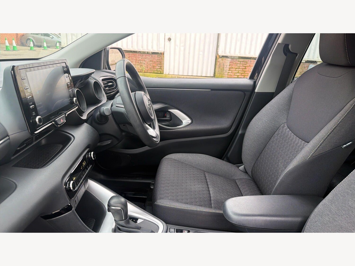 Used Toyota Yaris 2023 for sale - 78171117: Photo 13