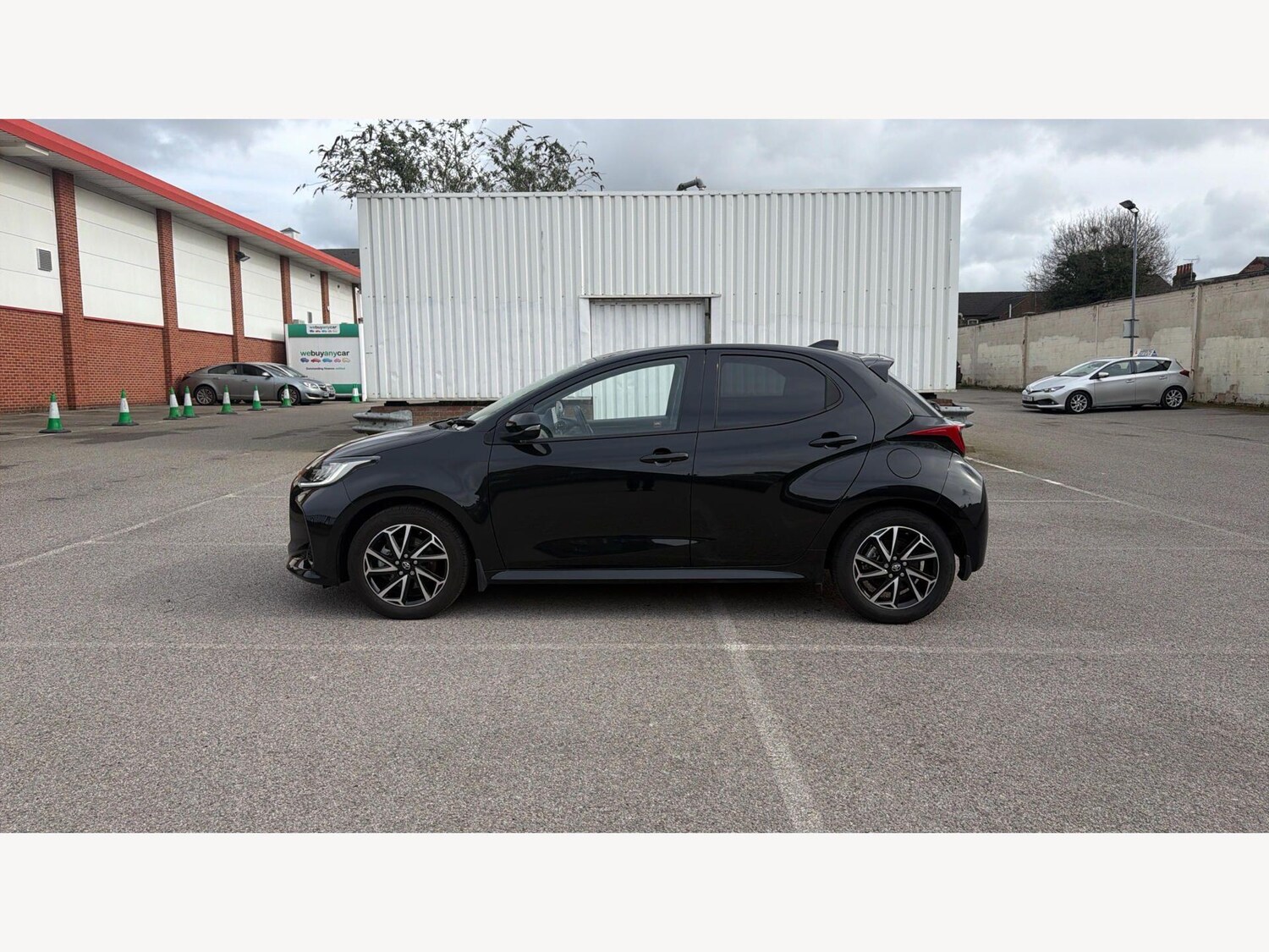 Used Toyota Yaris 2023 for sale - 78171117: Photo 20