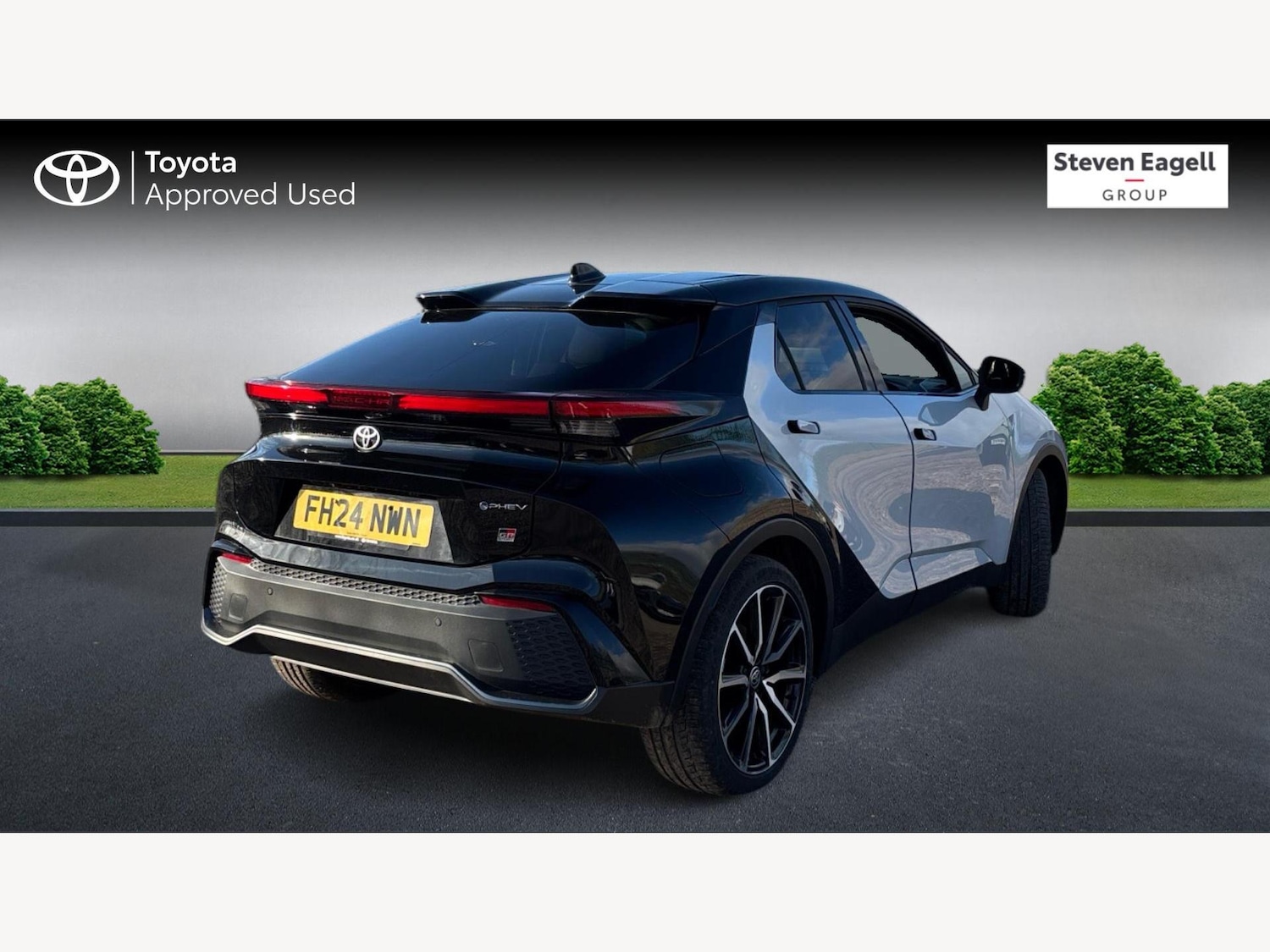 Used Toyota C-HR for sale - 77658371: Photo 2