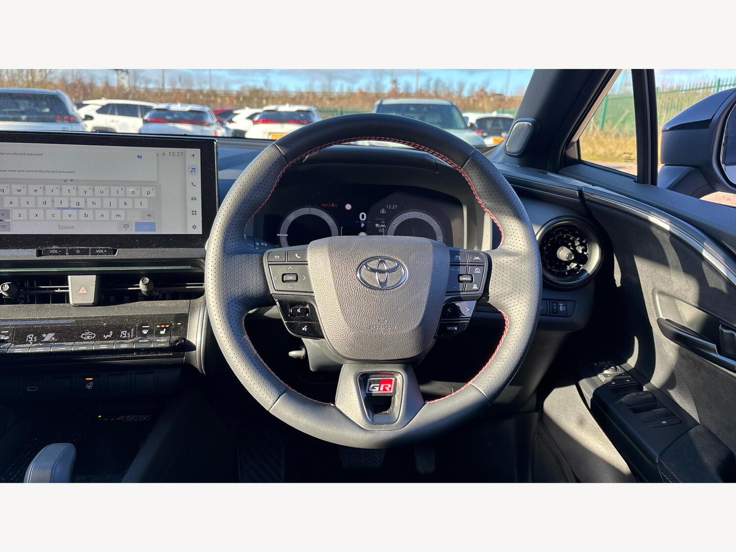 Used Toyota C-HR for sale - 77658371: Photo 8