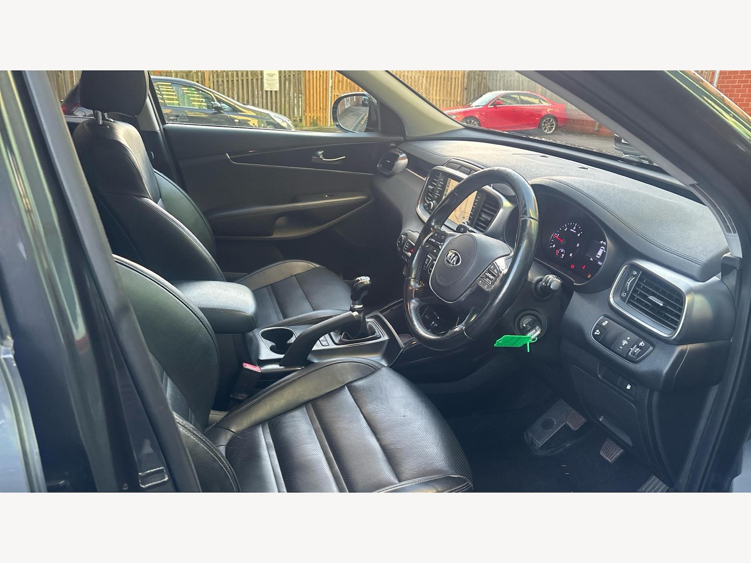 Used Kia Sorento 2018 for sale - 76592379: Photo 13