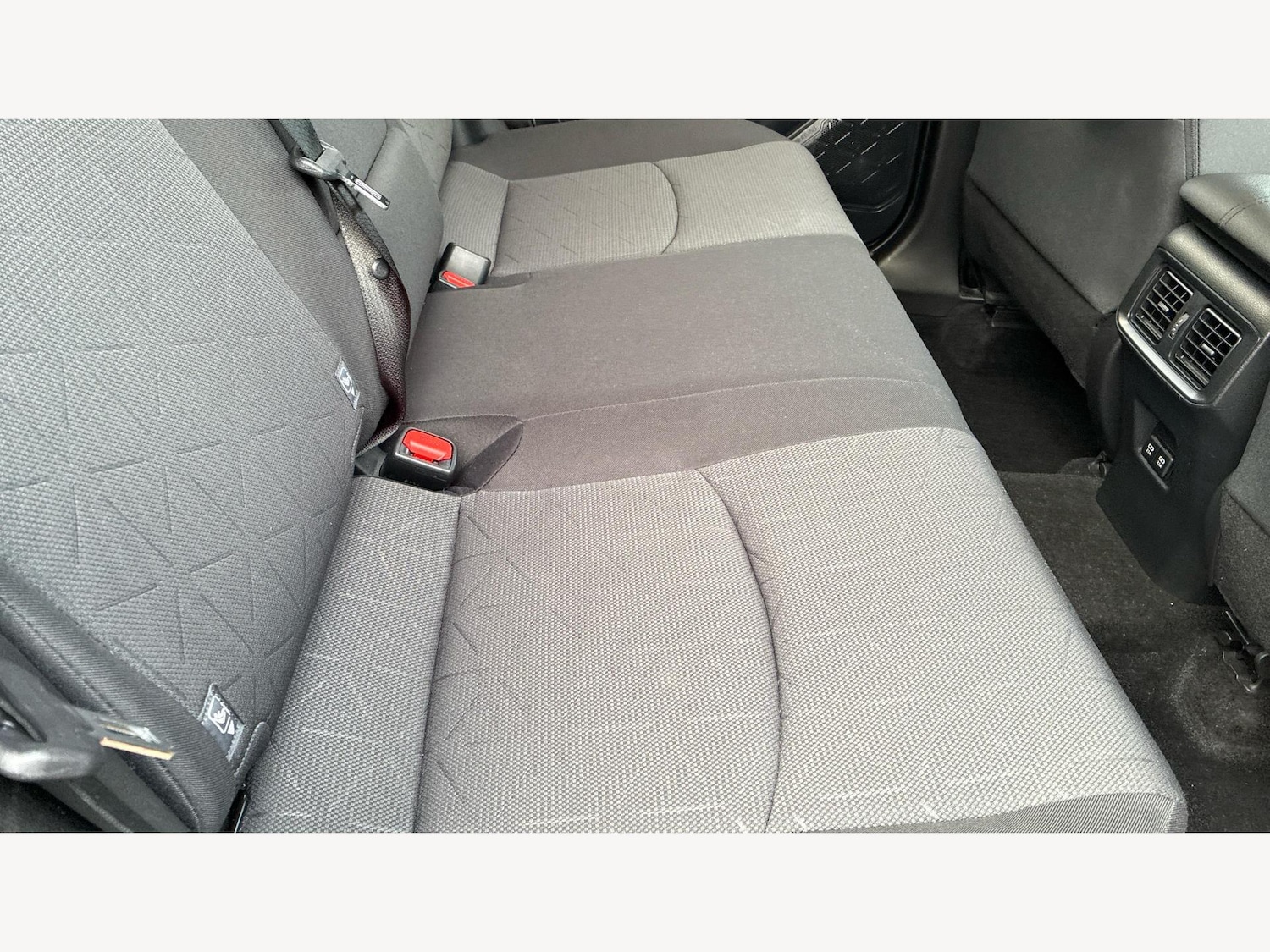 Used Toyota RAV4 2021 for sale - 76381149: Photo 14