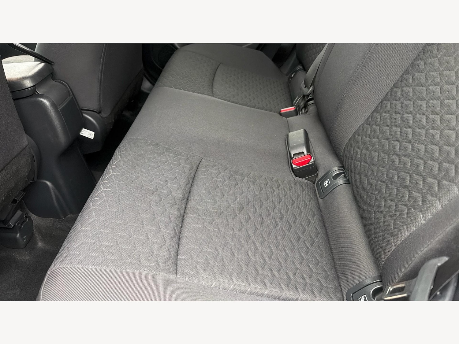 Used Toyota Yaris Cross 2023 for sale - 77103580: Photo 15