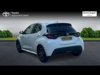 Used Toyota Yaris 2023 for sale - 74810002: Photo