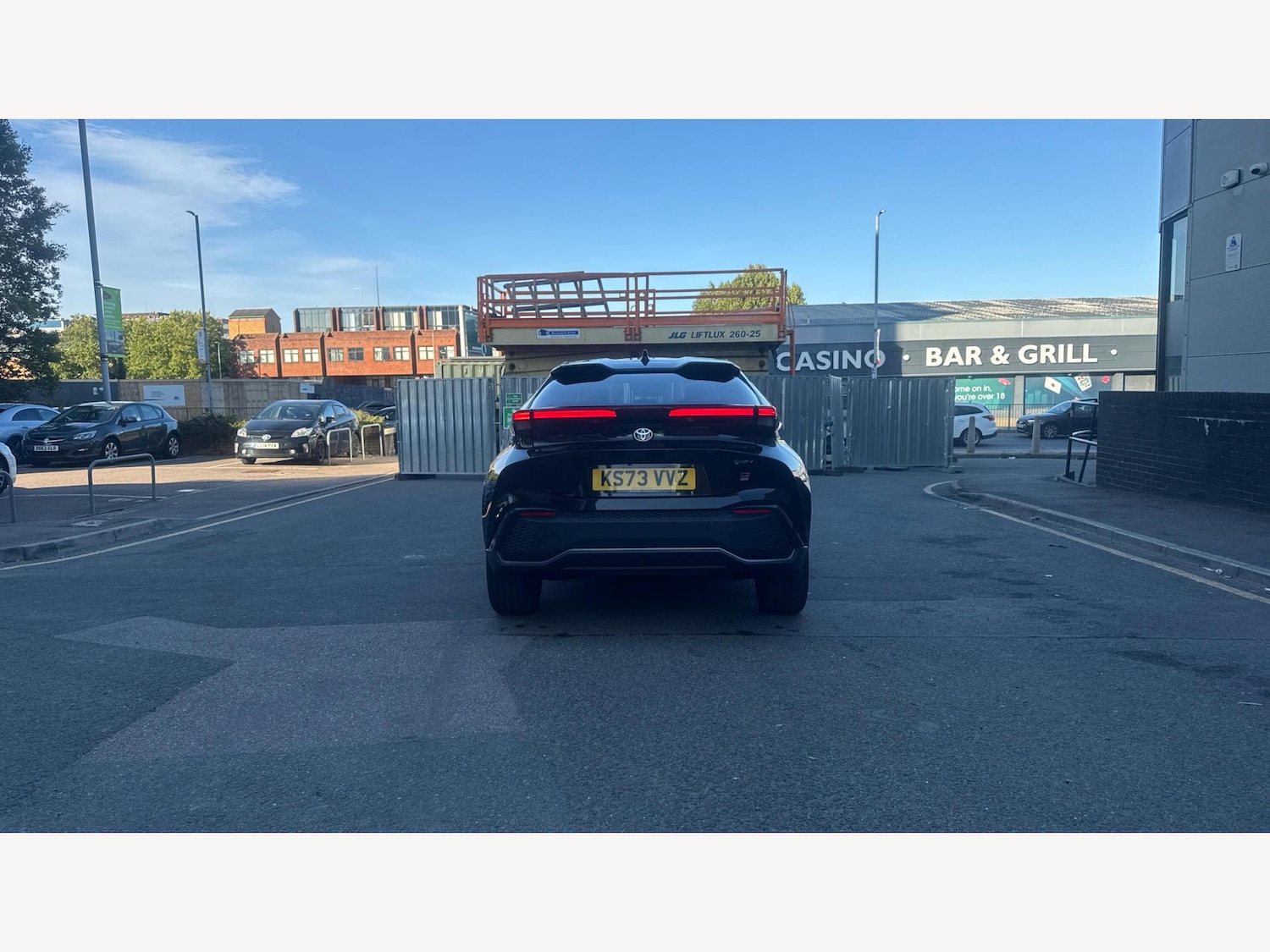 Used Toyota C-HR 2023 for sale - 75977621: Photo 21