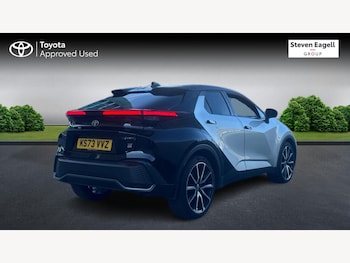 Used Toyota C-HR 2023 for sale - 75977621: Photo 2