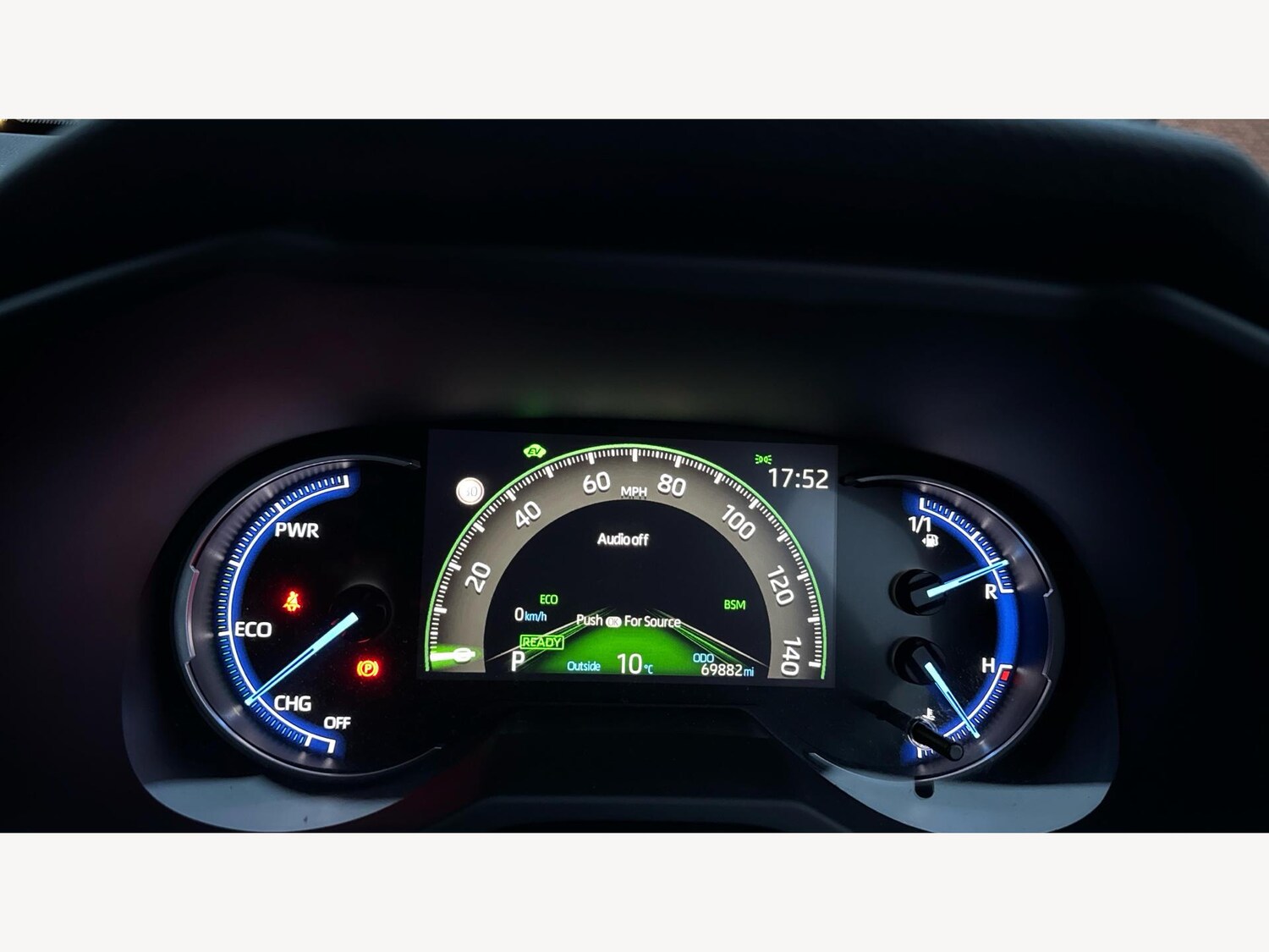 Used Toyota RAV4 for sale - 76473507: Photo 11