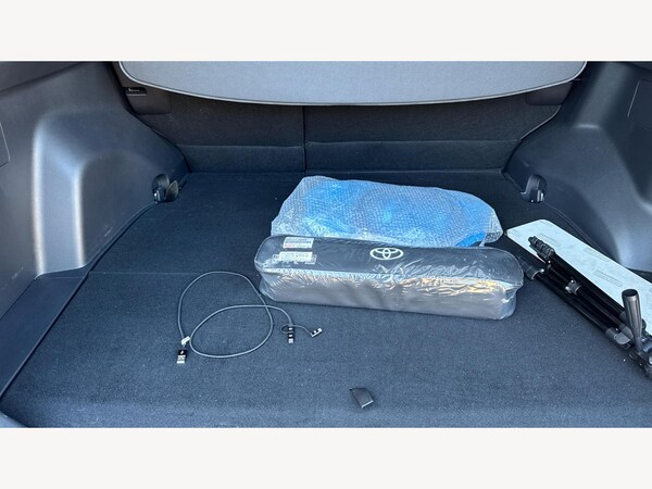 Used Toyota RAV4 2024 for sale - 76200669: Photo 16