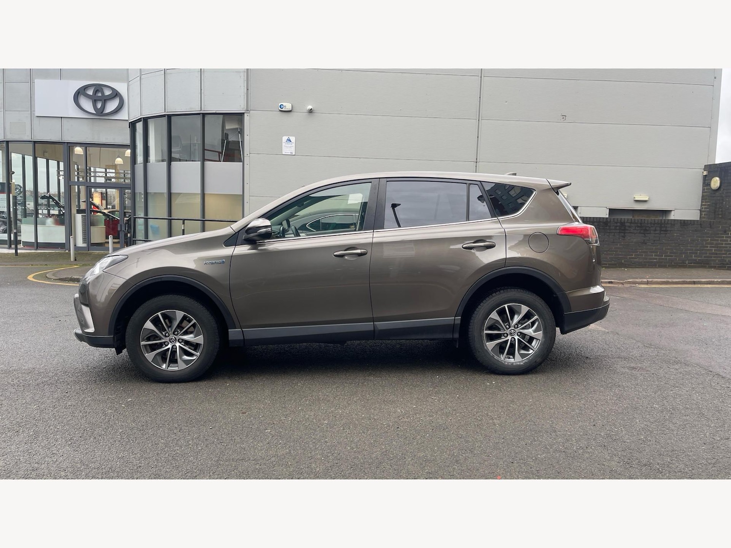 Used Toyota RAV4 2018 for sale - 77175051: Photo 19