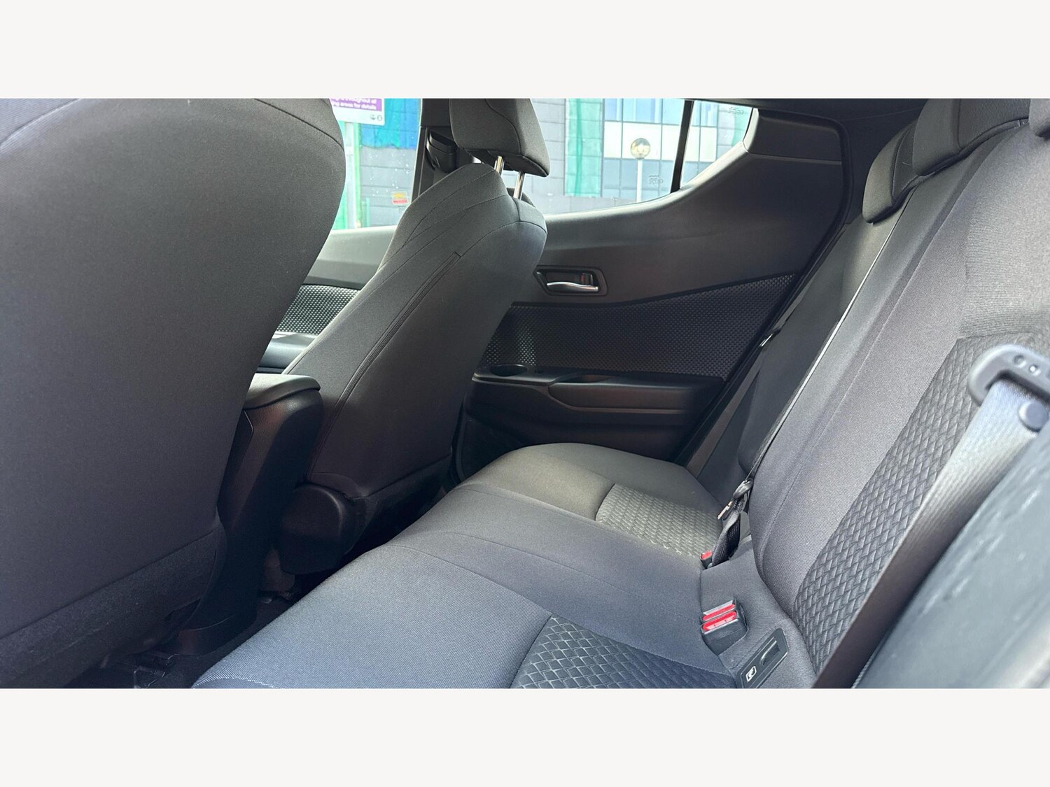 Used Toyota C-HR 2022 for sale - 75977928: Photo 15