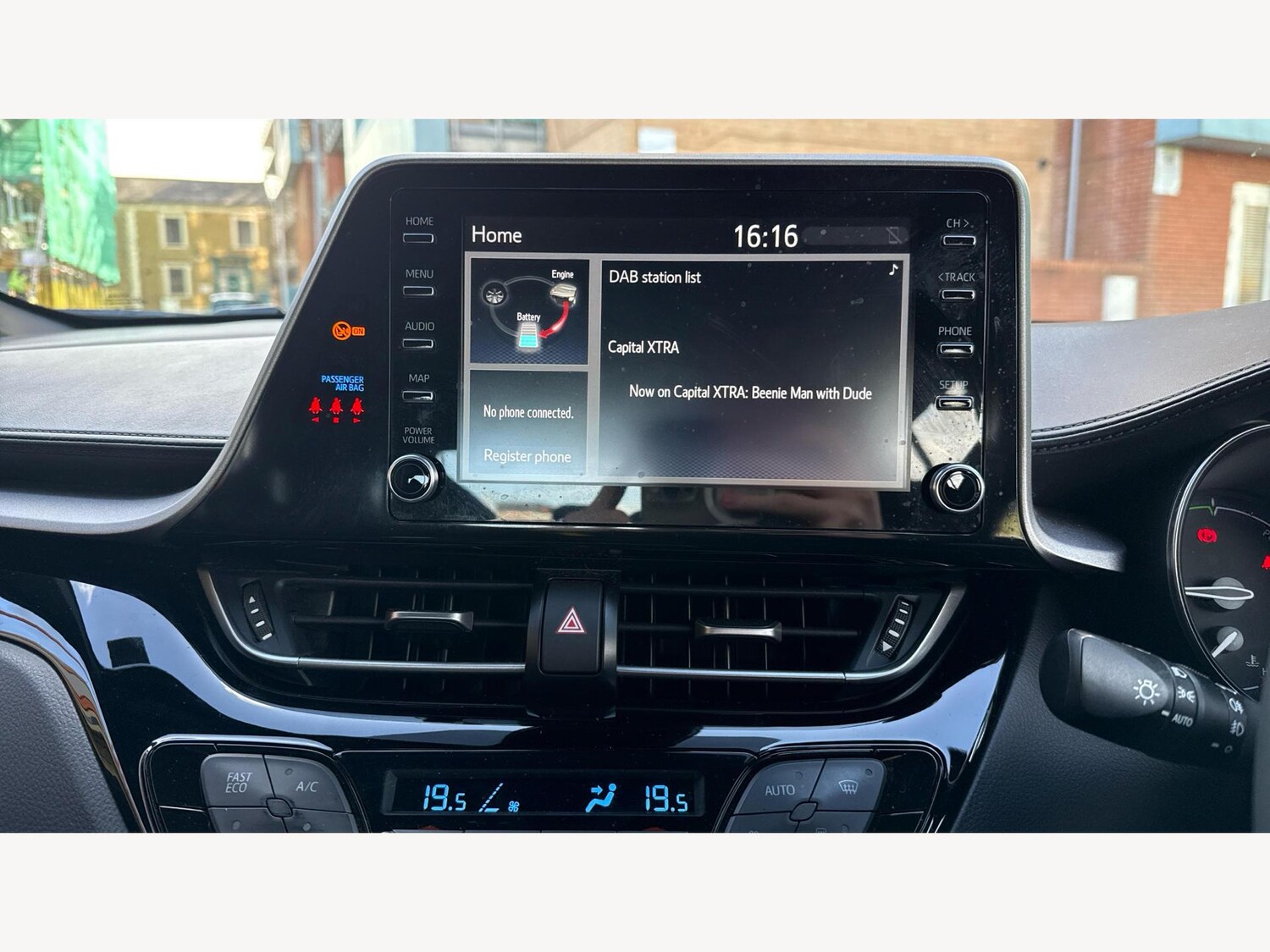 Used Toyota C-HR 2022 for sale - 75977928: Photo 9