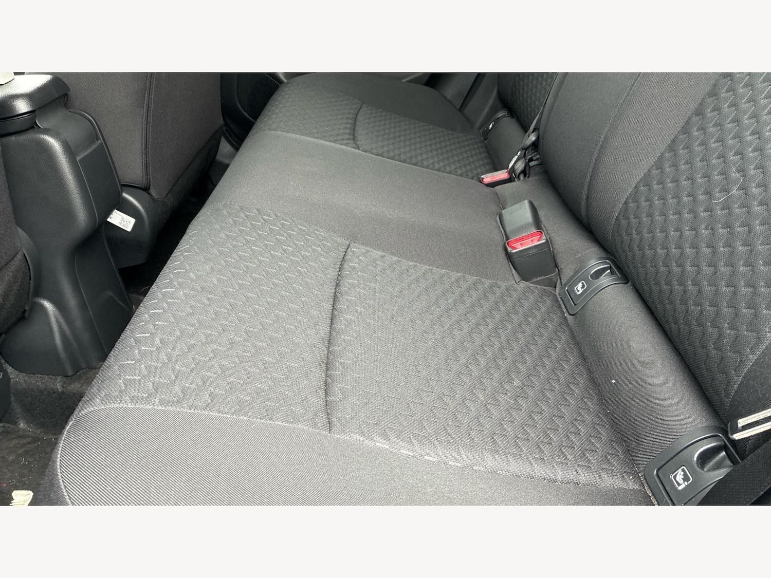 Used Toyota Yaris Cross 2025 for sale - 76398205: Photo 15