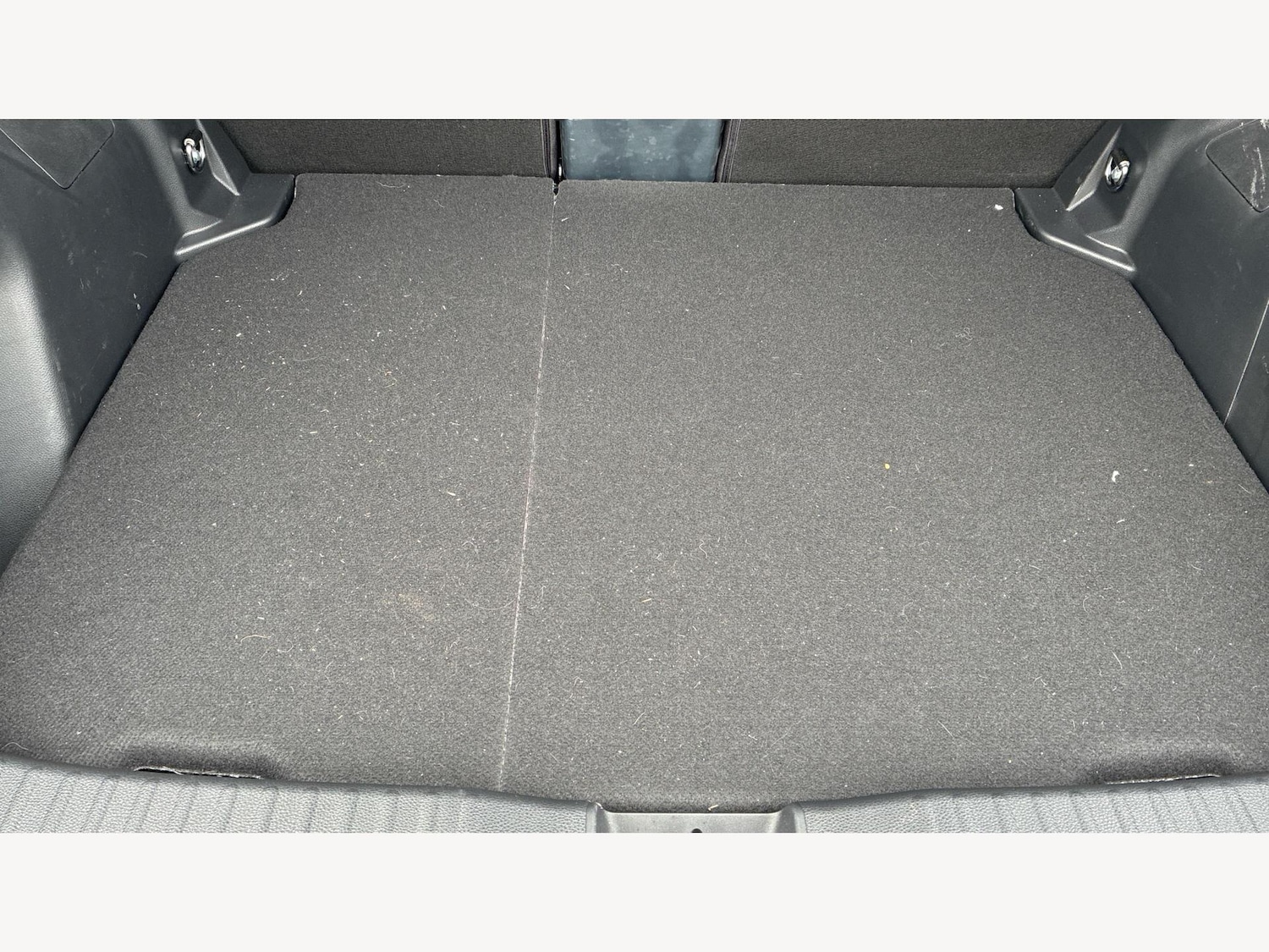 Used Toyota Yaris Cross 2025 for sale - 76398205: Photo 16