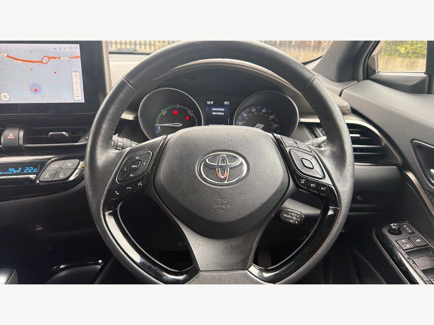 Used Toyota C-HR 2023 for sale - 78170303: Photo 11