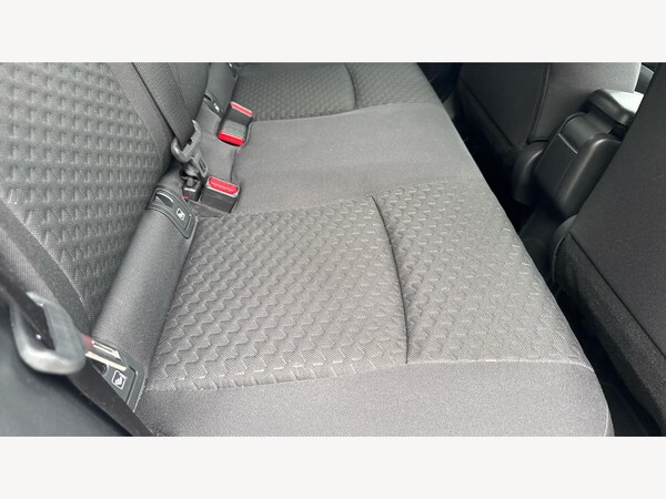 Used Toyota Yaris Cross 2024 for sale - 76175408: Photo 14
