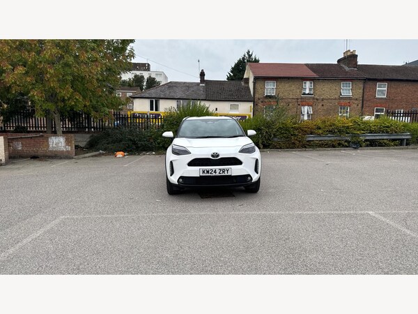 Used Toyota Yaris Cross 2024 for sale - 76175408: Photo 17