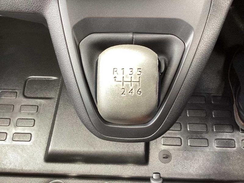 Vehicle 33