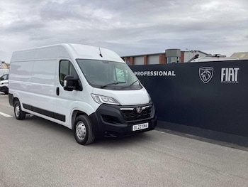 Vauxhall - Movano