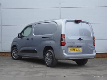 Used Citroen Berlingo 2025 for sale - 79736643: Photo