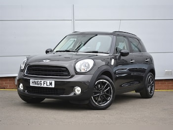 Used MINI Countryman 2016 for sale - 75616338: Photo