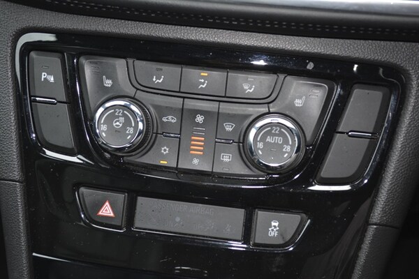 Used Vauxhall Mokka X 2018 for sale - 76133122: Photo 21