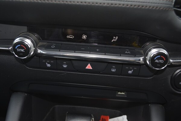 Used Mazda Mazda3 2021 for sale - 76106439: Photo 22