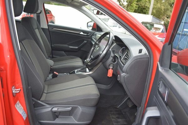 Used Volkswagen T-Roc 2018 for sale - 76148497: Photo 10