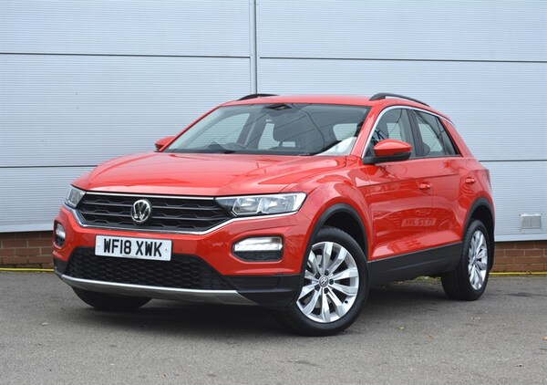 Used Volkswagen T-Roc 2018 for sale - 76148497: Photo 2