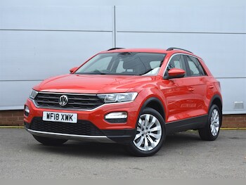 Used Volkswagen T-Roc 2018 for sale - 76148497: Photo 2