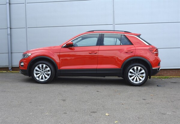Used Volkswagen T-Roc 2018 for sale - 76148497: Photo 4