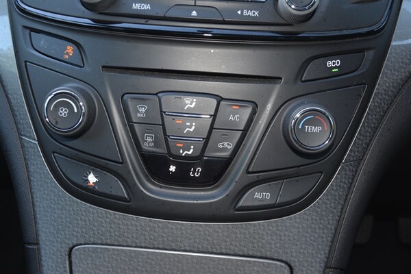Used Vauxhall Insignia 2014 for sale - 76185900: Photo 19