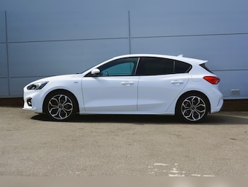 Used Ford Focus 2020 for sale - 78920150: Photo