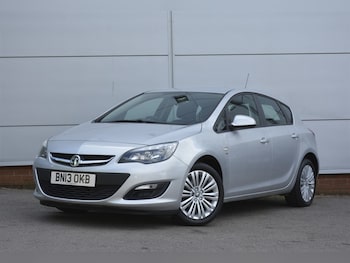 Used Vauxhall Astra 2013 for sale - 79054921: Photo