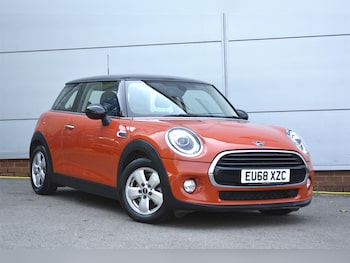 Used MINI Hatch 2018 for sale - 75498977: Photo