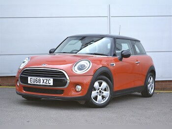 Used MINI Hatch 2018 for sale - 75498977: Photo