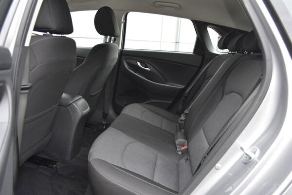 Used Hyundai i30 2022 for sale - 76133125: Photo 15