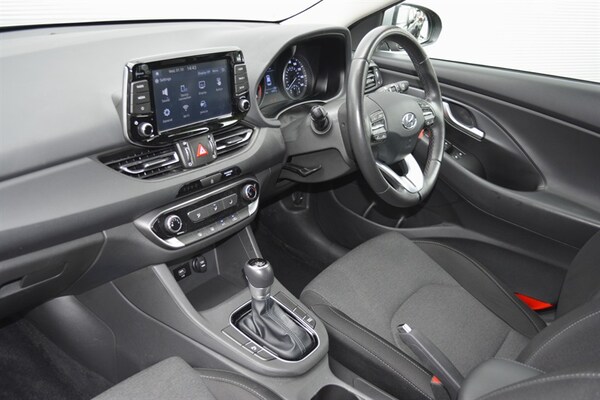 Used Hyundai i30 2022 for sale - 76133125: Photo 16