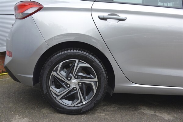 Used Hyundai i30 2022 for sale - 76133125: Photo 26