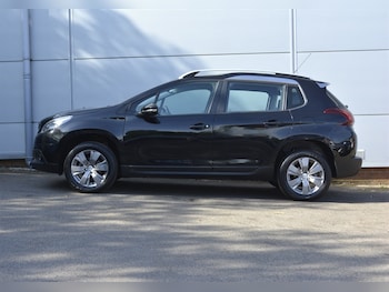 Used Peugeot 2008 2017 for sale - 78971020: Photo