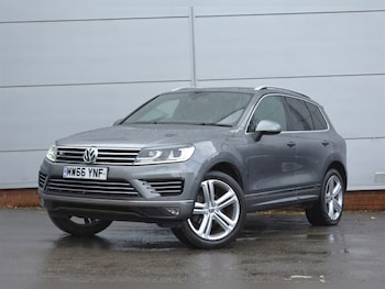 Used Volkswagen Touareg 2016 for sale - 79588222: Photo