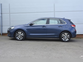 Used Hyundai i30 2017 for sale - 78488571: Photo