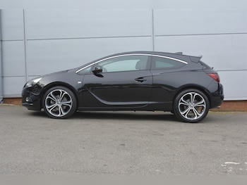 Used Vauxhall Astra GTC 2017 for sale - 79137801: Photo
