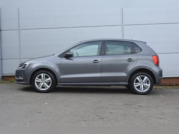 Used Volkswagen Polo 2017 for sale - 79718755: Photo